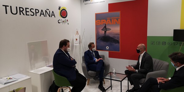 La primera convención nacional de Turespaña reunirá en Sevilla a 300 autoridades turísticas de los destinos de sol y playa, urbanos, rurales y de montaña para abordar estrategias post-pandemia