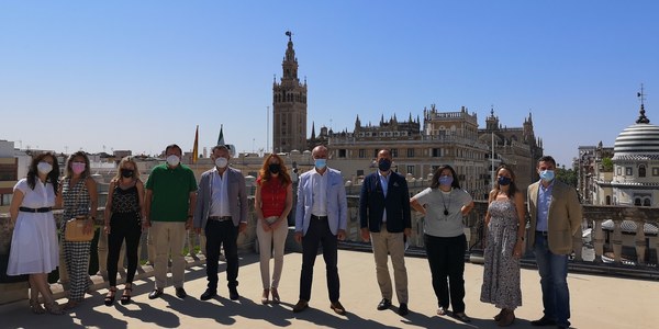Sevilla y Barcelona forjan una alianza estratégica para realizar promociones conjuntas que se iniciarán en Francia y abordarán a medio plazo Oriente Medio y Estados Unidos