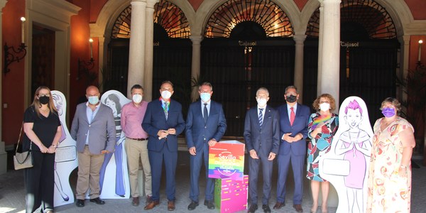 Sevilla y Torremolinos conmemoran el  50 aniversario de la «gran redada» y la represión sufrida en el Pasaje de Begoña en el acto central del mes de la diversidad sexual