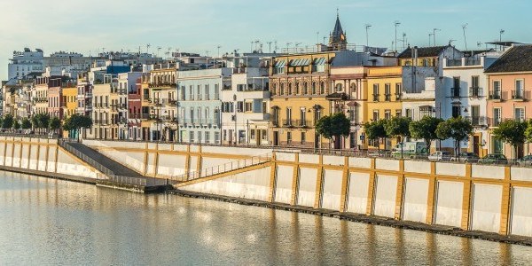 Arrancan hoy las actividades deportivas de la Velá de Santa Ana con una decena de competiciones y con la celebración de la VI Regata Nocturna de Triana