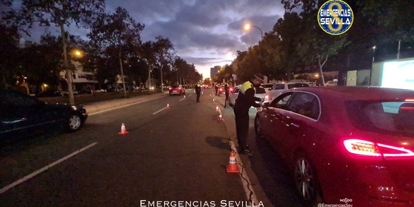 El Ayuntamiento destaca la reducción de las botellonas por las acciones preventivas, el aumento de los controles de alcoholemia y el despliegue de la Policía Local durante el derbi Sevilla-Betis como balance del puente del 28F