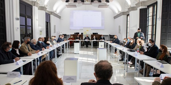 El alcalde acuerda con instituciones científicas y equipos de investigación impulsar la divulgación y difusión de la I+D+i hecha en Sevilla y facilitar iniciativas municipales para retener y atraer talento