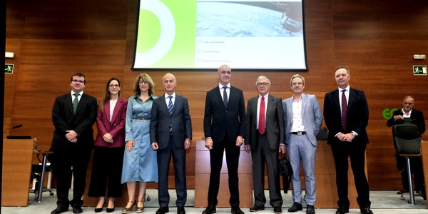 El alcalde asegura que la sede de la Agencia Espacial Española en Sevilla reforzaría la cohesión territorial del país y la cohesión social en la ciudad y destaca el impulso “sin precedentes” que supondría para la industria andaluza del espacio