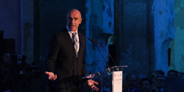 El alcalde destaca en la Gala del Día Mundial del Turismo que confía en que la ciudad finalice 2022 con el 75% de visitantes de los que se registraron en 2019, año récord, gracias a los motores de la agenda cultural, los eventos deportivos, los congresos y la colaboración público-privada