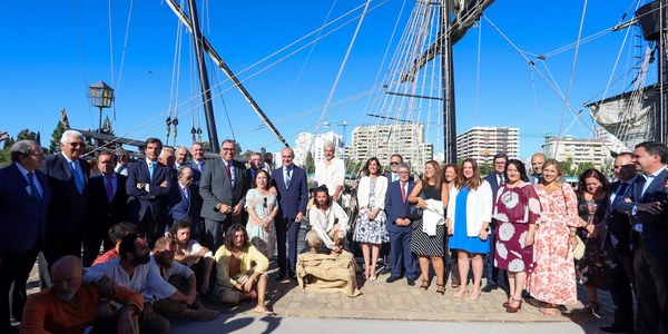 El alcalde inaugura el festival náutico del V Centenario que refuerza la vinculación de la gesta histórica de Magallanes y Elcano y el propio río Guadalquivir con la marca Sevilla