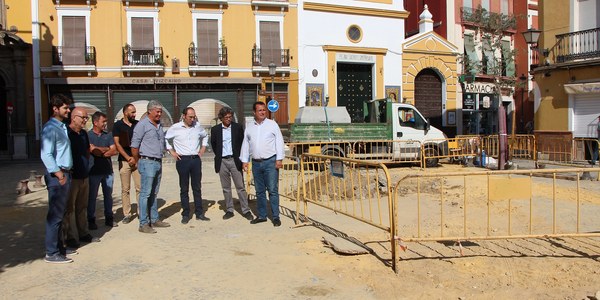 El Ayuntamiento avanza en las obras de reurbanización de la Plaza de Montesión, que se va a transformar en un espacio más habitable y accesible con una nueva ordenación del espacio, la renovación de la pavimentación y más arbolado