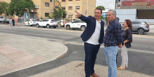 El Ayuntamiento concluye y pone en servicio el nuevo itinerario peatonal del centro de salud, zonas comerciales y servicios de Higuerón Norte en San Jerónimo tras destinar un presupuesto de casi 100.000 euros