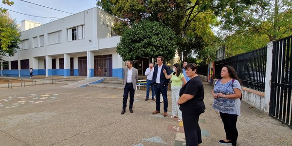 El Ayuntamiento culmina las obras de la nueva envolvente, confort climático y eficiencia energética del CEIP Juan de Mairena, en el Distrito Norte, con un presupuesto de casi 482.000 euros
