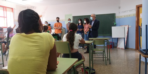 El Ayuntamiento de Sevilla abre una oferta de 1.710 plazas de actividades socioeducativas estivales para niños y niñas en riesgo de exclusión social