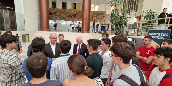 El Ayuntamiento de Sevilla inicia una campaña de adhesiones a la candidatura de la ciudad para albergar la Agencia Espacial Española