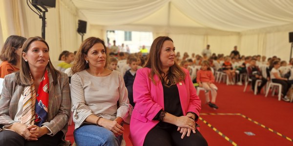 El Ayuntamiento desarrolla en la Feria del Libro y la Casa de las Ciencias la programación escolar específica del 800 aniversario de Alfonso X el Sabio en la que participan 12.000 estudiantes