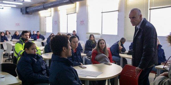 El Ayuntamiento destina 374 personas del nuevo plan de empleo juvenil a la configuración de equipos integrales para la mejora del mantenimiento, la conservación y la  imagen de cada uno de los 11 distritos de la ciudad