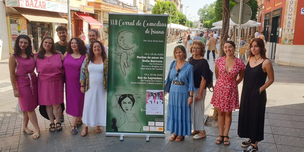 El Ayuntamiento impulsa el Corral de Comedias que se celebra en el Hotel Triana como antesala de la Velá