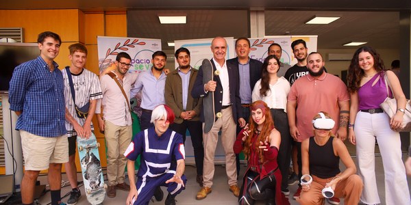 El Ayuntamiento impulsa una extensa y variada programación de actividades culturales, de ocio, deportivas y formativas destinadas a la juventud sevillana que incluyen una nueva edición de Calle Cultura en Pino Montano el 25 de septiembre durante la Semana de Movilidad