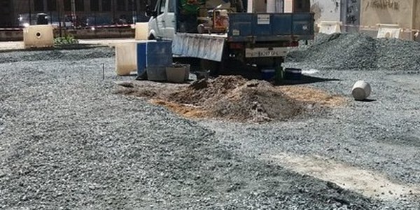 El Ayuntamiento inicia el domingo las obras de pavimentación de la calzada de la Avenida de la Palmera para mejorar la circulación y la seguridad vial, con un asfalto que reduce el ruido causado por el tráfico rodado y que en su mayor parte se harán en horario nocturno