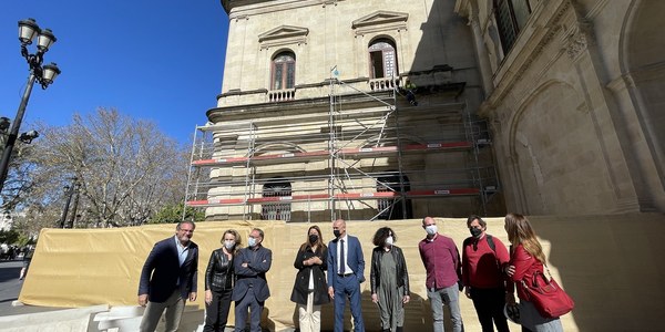 El Ayuntamiento inicia la restauración de las fachadas neorrenacentistas y neoclásicas de la Casa Consistorial con un presupuesto de 1,7 millones en el marco de la estrategia municipal de rehabilitación del patrimonio