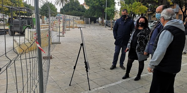 El Ayuntamiento inicia las obras para mejorar la plaza Hermanos Cruz Solís del Distrito Triana con más zona arbolada y mobiliario y un presupuesto de 37.000 euros