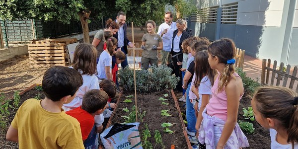 El Ayuntamiento pone en marcha el nuevo Programa de Dinamización de Huertos Urbanos de Sevilla con la participación de más de 20.000 escolares, entidades y asociaciones y la extensión a nuevos espacios