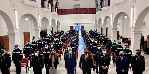 El Ayuntamiento realiza la mayor incorporación de agentes a la Policía Local de la última década con 91 efectivos que estarán destinados a reforzar la policía de barrio