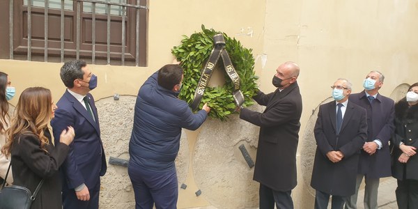 El Ayuntamiento recuerda la memoria de Alberto Jiménez Becerril y Ascensión García en el 24º aniversario de su asesinato