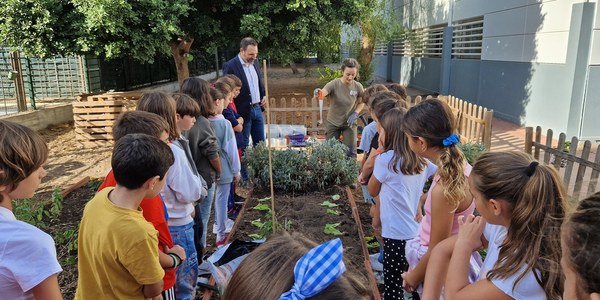 El Ayuntamiento reformará y ampliará el espacio ciudadano Los Alambres de Tiro de Línea, en el Distrito Sur, con 300.000 euros de inversión