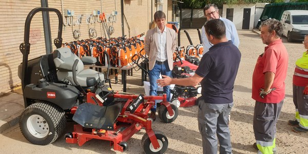 El Ayuntamiento renueva maquinaria y herramientas de Parques y Jardines apostando por nuevos equipos eléctricos con una inversión de 100.000 euros