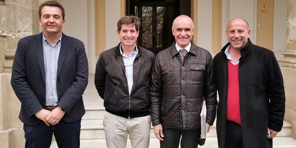 El Ayuntamiento respalda el proyecto ‘Bicis que cambian vidas’ impulsado por la Fundación Vicente Ferrer y que llevará a Eduardo Cuquerella a recorrer 8.000 kilómetros en cinco meses por una causa solidaria