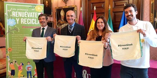 El Ayuntamiento y la Fundación Ecolec inauguran la Greenweek 2022 para incentivar la recogida de residuos de aparatos eléctricos y electrónicos y propiciar nuevas plantaciones de árboles