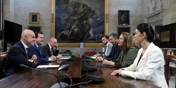 El Ayuntamiento y la Junta culminarán a finales de mes la última fase del trasvase de la cuenca Norte para la mejora de la red de aguas residuales y el cierre progresivo de la depuradora de San Jerónimo y avanzan en el inicio del siguiente proyecto de obras para clausurar la EDAR Tablada
