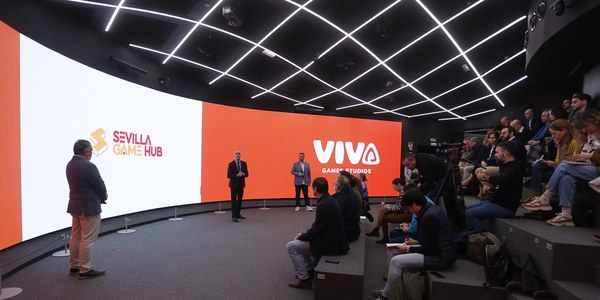El Ayuntamiento y las empresas VIVA Games y EVAD impulsarán un centro de incubación de empresas y de formación en la industria de videojuegos en unas naves municipales ahora sin uso en el Porvenir que convertirán a la ciudad en un referente en la creación de entretenimiento digital
