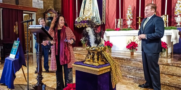 El Distrito Los Remedios vuelve a acoger, tras el éxito de participación del pasado año, la llegada del Heraldo Real que este año encarnará el empresario Francisco Javier Moya Yoldi