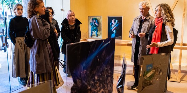 El inicio del puente de diciembre llena Sevilla de música, artes plásticas, teatro, zarzuela, literatura y las actividades culturales asociadas al encendido del alumbrado navideño