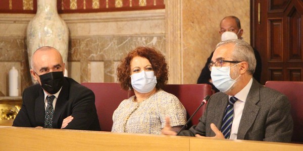 El Pleno aprueba modificar el PGOU para recuperar la antigua fábrica de tabacos de Los Remedios con un proyecto de 200 millones de euros que supondrá un revulsivo para la ciudad y que incluye equipamientos culturales y para el barrio, zonas verdes, espacios libres y un hotel de primer nivel internacional