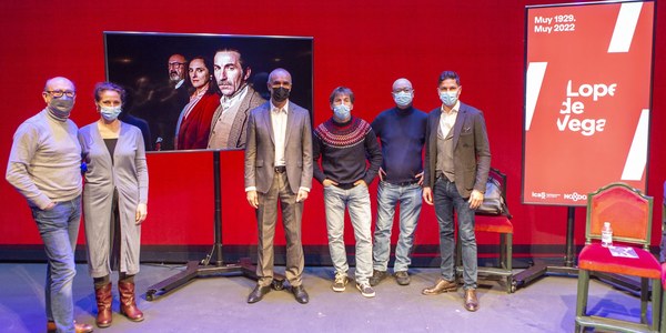 El Teatro Lope de Vega acoge el regreso a los escenarios de Antonio de la Torre con el estreno absoluto de 'Un hombre de paso'