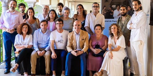 Flamenco en los barrios, la recuperación del Festival de Bellavista, las jornadas dedicadas al Concurso de Cante Jondo del 22 de Granada y la gran exposición fotográfica de ‘Colita’ son los ejes centrales de las actividades paralelas de la Bienal