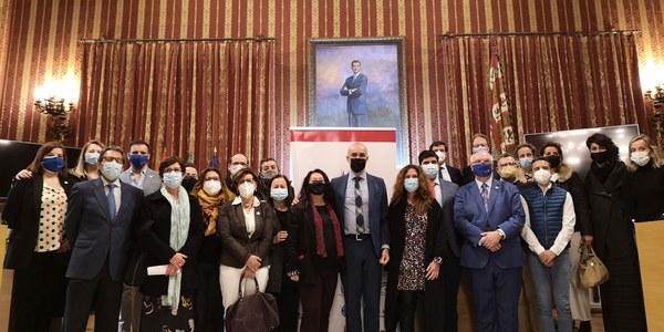 La conferencia internacional de la red de ciudades Fast-Track de lucha contra el VIH-Sida reunirá en Sevilla en octubre a 700 especialistas presenciales y 1.800 en formato virtual para debatir sobre cuestiones médicas y sociales