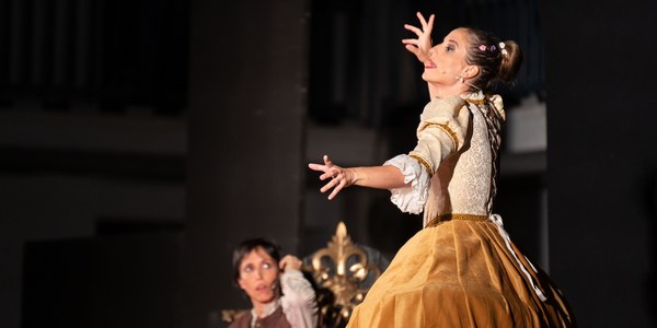 La cultura invita a celebrar un fin de semana de cine, teatro y música con una variada oferta de actividades al aire libre que salpican los barrios de Sevilla