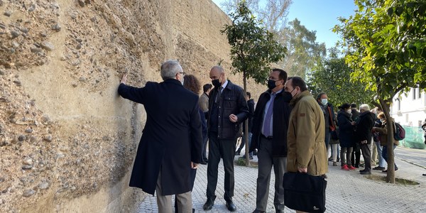 La restauración de la antigua Puerta de Córdoba de la Muralla de la Macarena se simultaneará con las obras de consolidación de la cara exterior del lienzo almohade y con la cofinanciación del Ayuntamiento