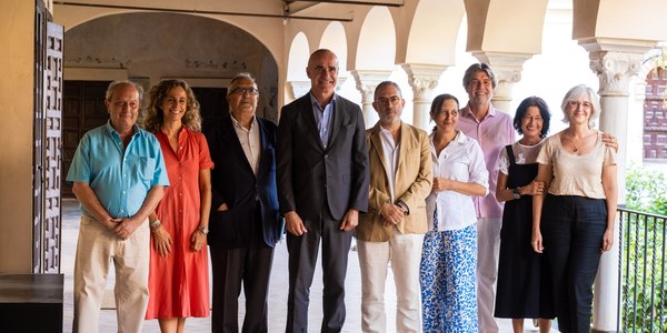 El Ayuntamiento realizará una reforma integral de la casa natal de Cernuda con casi un millón de euros de presupuesto que respetará su tipología de casa patio y su museografía tendrá como hilo argumental la influencia de la ciudad en la obra del poeta