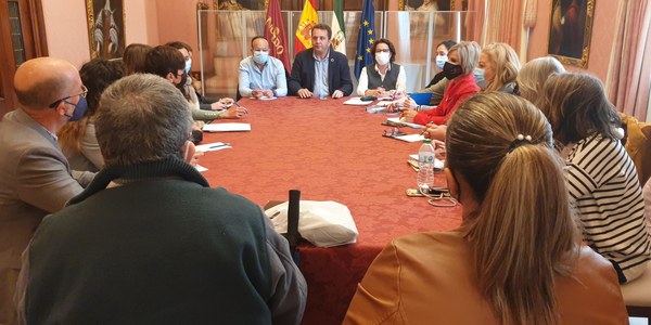 Sevilla recibe la distinción ‘Ciudad de la Ciencia y la Innovación’ por parte del Estado en reconocimiento a su apuesta por impulsar la labor de I+D+I y su tejido científico y empresarial
