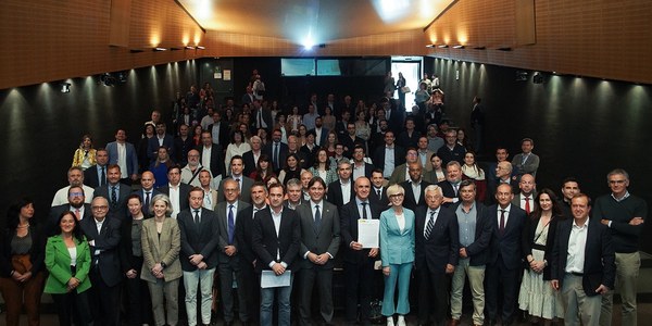 El alcalde impulsa una gran alianza de fomento del emprendimiento entre el Ayuntamiento y 42 entidades públicas y privadas para aunar esfuerzos y trabajar de forma coordinada para convertir a Sevilla “en uno de los cuatro ecosistemas más potentes de España y uno de los veinte más activos de Europa antes del año 2030”