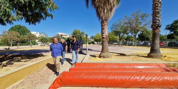 El Ayuntamiento acometerá un nuevo cerramiento en el CEIP Santa Clara del Distrito San Pablo-Santa Justa con una primera fase de obras por 207.510 euros para mejorar su seguridad