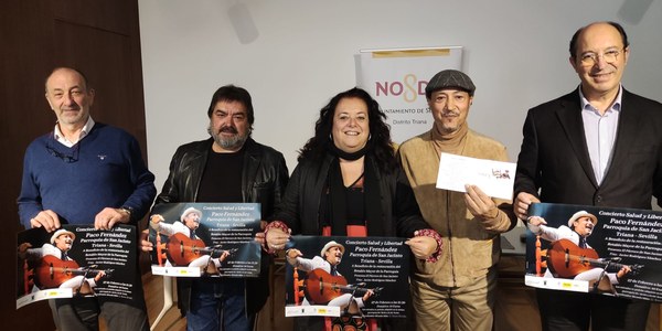 El Ayuntamiento colabora en el concierto que el guitarrista trianero Paco Fernández ofrecerá el lunes para recaudar fondos con destino a obras de restauración de la Parroquia de San Jacinto