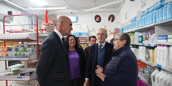 El Ayuntamiento de Sevilla aprueba financiar seis comedores y cuatro catering sociales para la garantía alimentaria de personas y familias vulnerables con 1,33 millones de euros y les otorga estabilidad durante dos años