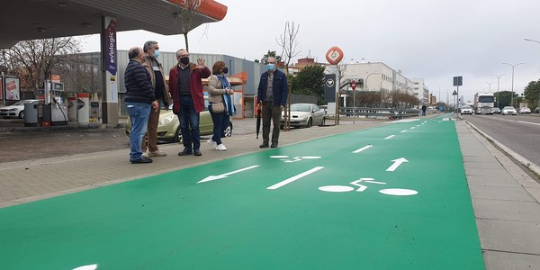 El Ayuntamiento licita el primer paquete de nuevos carriles bici por casi 1,8 millones de euros para 4,1 kilómetros en Bellavista, Sevilla Este y Macarena en el marco del proyecto de una gran red metropolitana