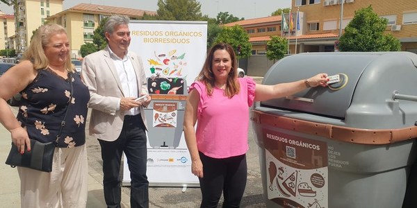 El Ayuntamiento mejora el servicio de la recogida neumática de residuos de Lipasam con la adjudicación por más de 460.000 euros del  mantenimiento de este sistema