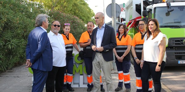 El Ayuntamiento pondrá en marcha una instalación fotovoltaica para el parque auxiliar de Los Príncipes y las oficinas centrales de Lipasam con una inversión de 120.000 euros que se enmarca en el compromiso con el medio ambiente y la reducción del gasto energético de la empresa municipal de limpieza