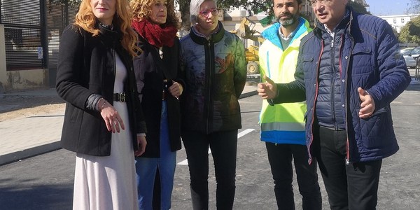 El Ayuntamiento reabre al tráfico la calle Jorge de Montemayor tras su reasfaltado mientras que las nuevas paradas de las línea 11 de Tussam comenzarán a funcionar la semana que viene en el marco del gran proyecto de transformación urbana de la Avenida de la Cruz Roja y su entorno