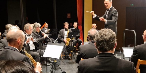 La Banda Sinfónica Municipal de Sevilla estrena el disco de marchas procesionales ‘Braña’, que incluye varias composiciones del músico asturiano que han sido grabadas por primera vez