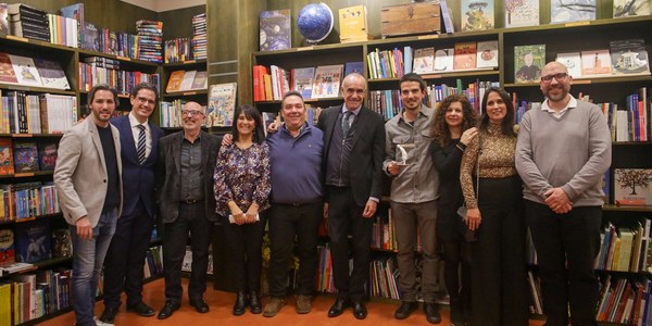 La librería sevillana Rayuela Infancia recibe el Premio Librería Cultural por su “gran trayectoria y labor de barrio como librería especializada desde 1996, creando lectores”